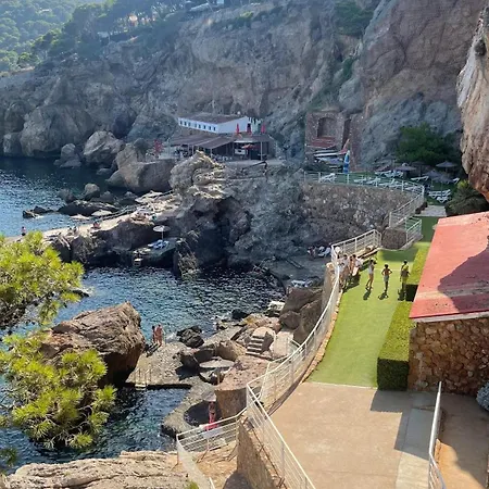 El 66 De Cap Sa Sal Begur